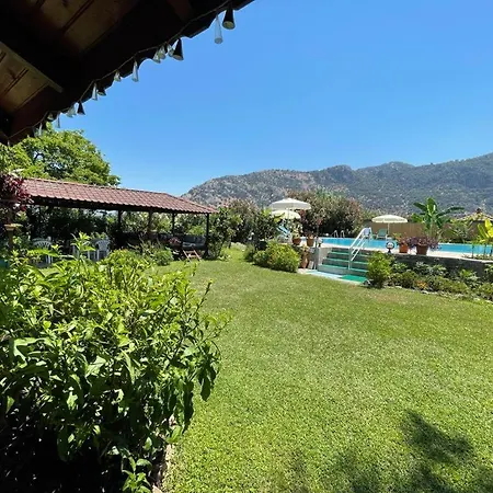 Alojamento de Acomodação e Pequeno-almoço Garden *