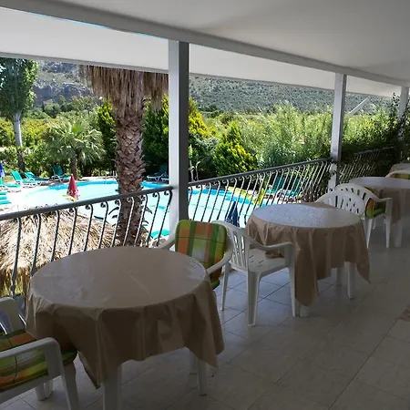 Alojamento de Acomodação e Pequeno-almoço Garden