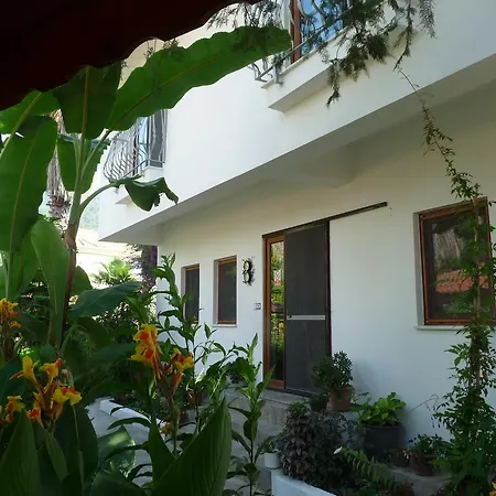 Garden B&B